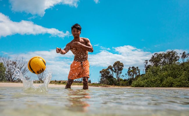 waboba_zag_yellow_lifestyle_5