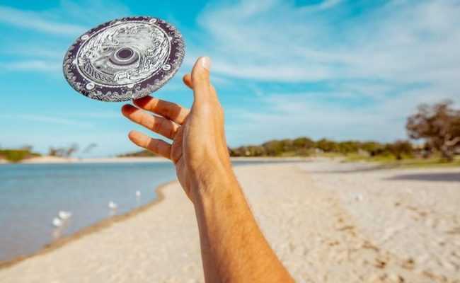 Waboba_Wingman_Wave_Compass_Lifestyle