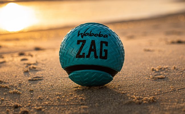 waboba_zag_blue_lifestyle