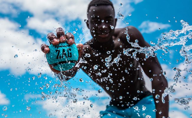 waboba_zag_blue_lifestyle_3